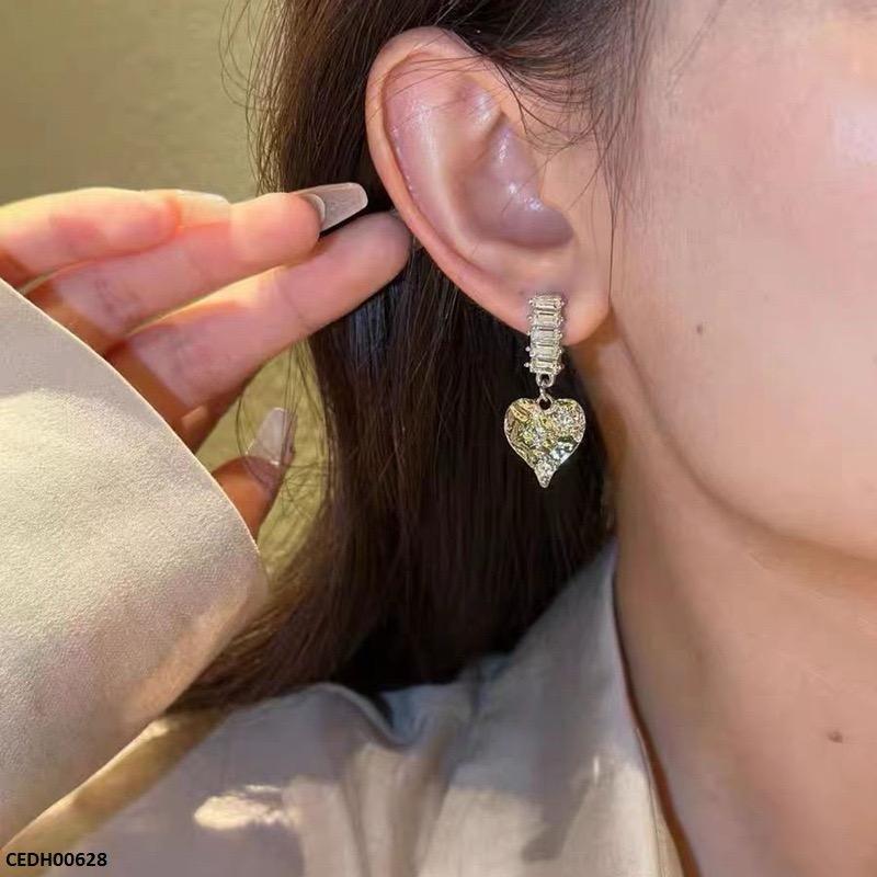 CEDH00628 YHC Baguette Heart Drop - CEDH