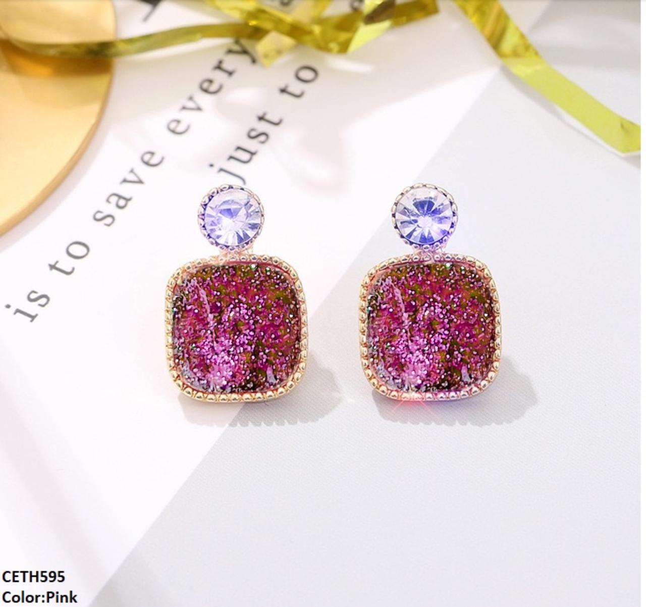 CETH595 YHC Crystals Square Ear Tops Pair