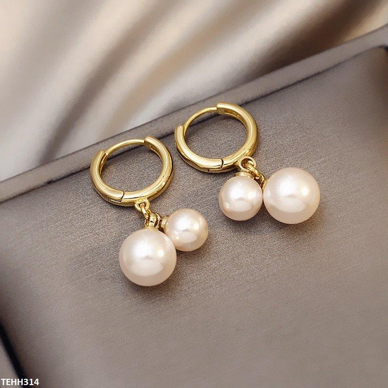 TEHH314 YYZ Pearl Drop Ear Hoops Pair