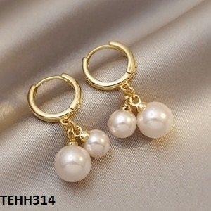 TEHH314 YYZ Pearl Drop Ear Hoops Pair