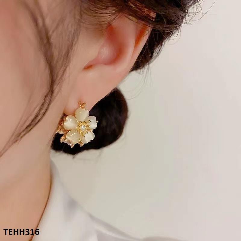 TEHH316 SIQ Flower Pearl Hoops Pair