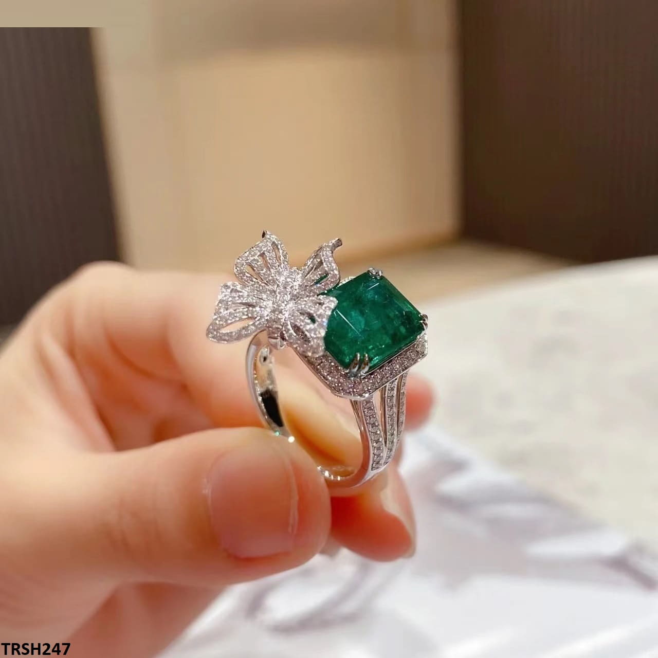 TRSH247 CJD Greenish Square Step Butterfly Adjustable Ring
