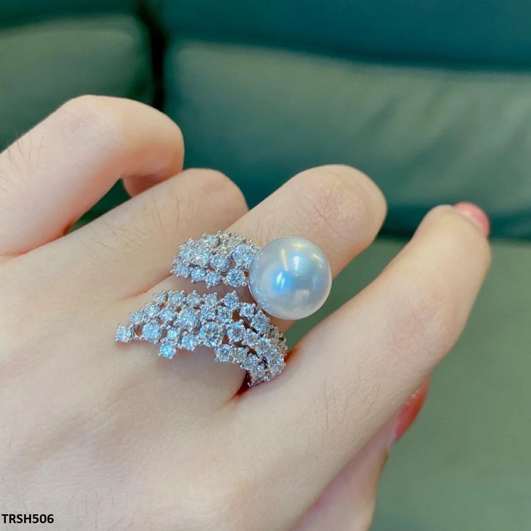 TRSH506 CJD Imp Silver/Pearl Adjustable Ring