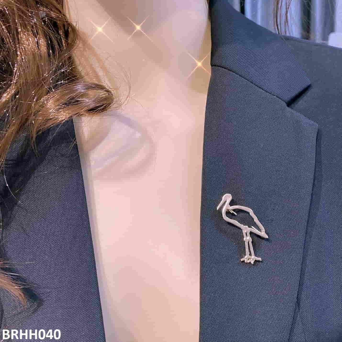 BRHH040 YMO Egret Broach