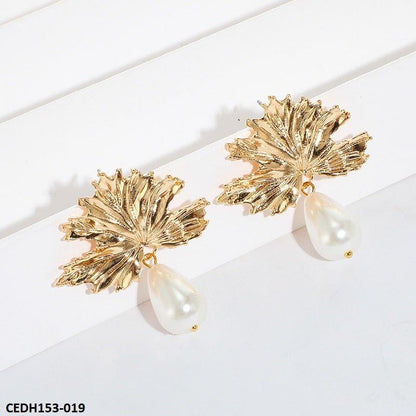 CEDH153 ZLX Leaf Pearl Drop Earrings Pair