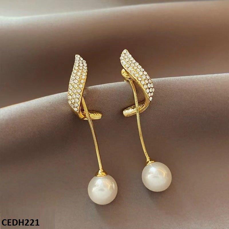 CEDH221 BTO Traditional Pearl Drop Earrings Pair