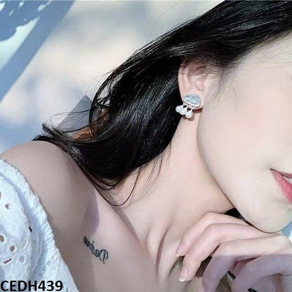 CEDH439 BTO Cloud Pearl Drop Earrings Pair