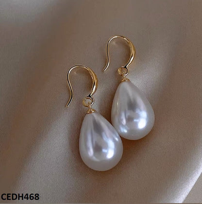 CEDH468 YYZ Pearl Drop Earrings Pair