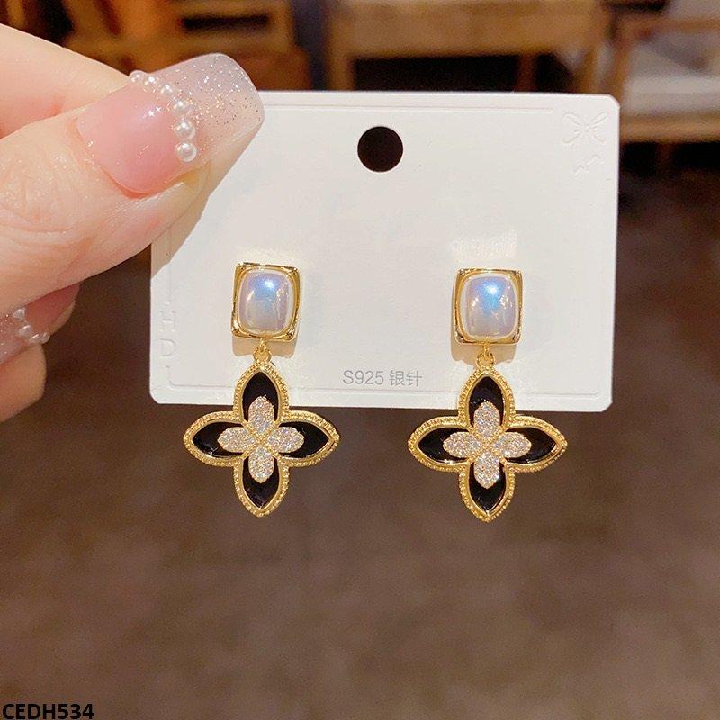 CEDH534 SIQ Flower Drop Earrings