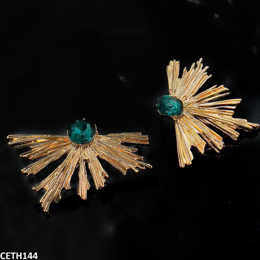 CETH114 YYE Peacock Leaft Studs