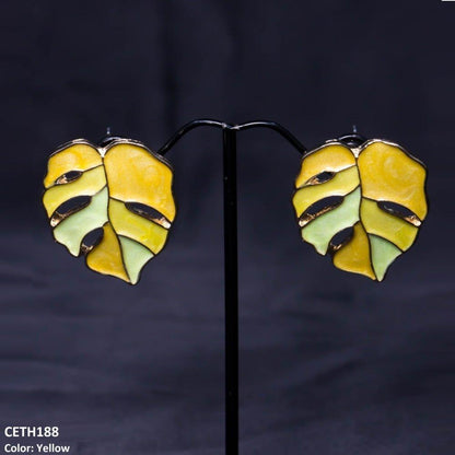 CETH188 ZLX Painted Leaf Studs