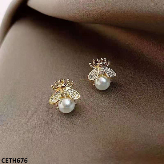 CETH676 LSH Pearl Butterfly Stud Tops Pair