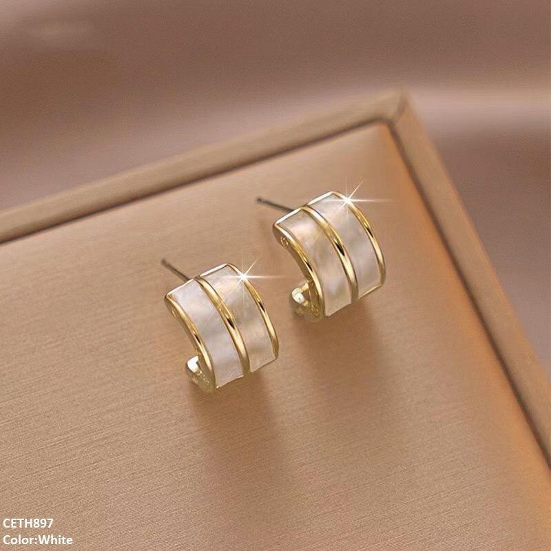 CETH897 ZCD Round Stud Tops Pair
