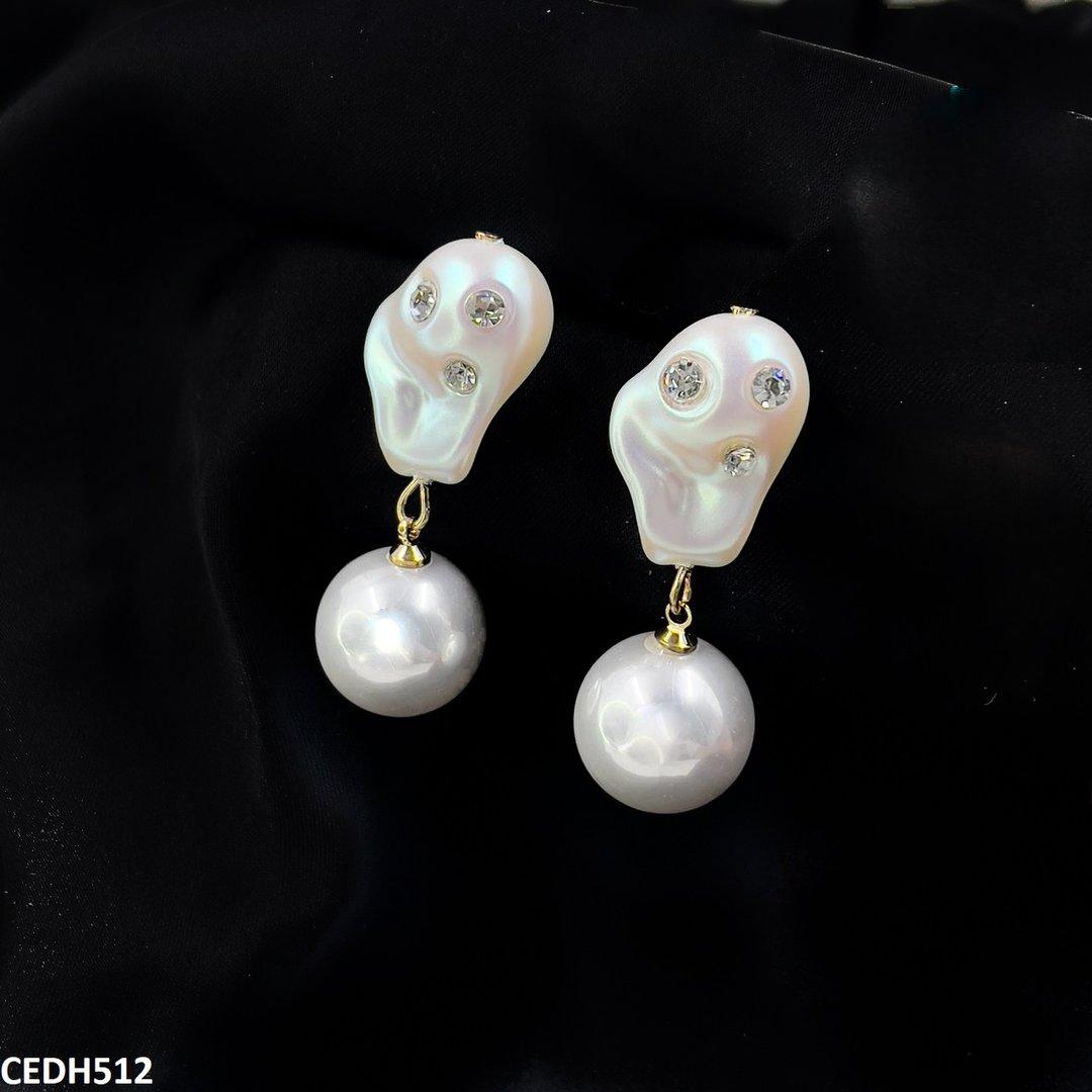 CEDH512 RHJ Beat/Pearl Drop Earrings Pair