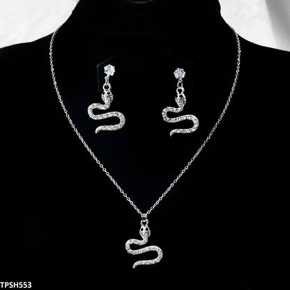 TPSH553 GCQ Snake Pendent Set