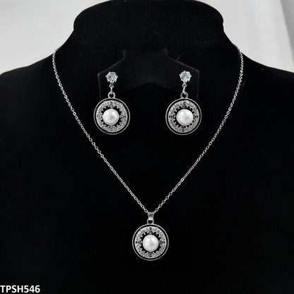 TPSH546 GCQ Round/Pearl Pendent Set