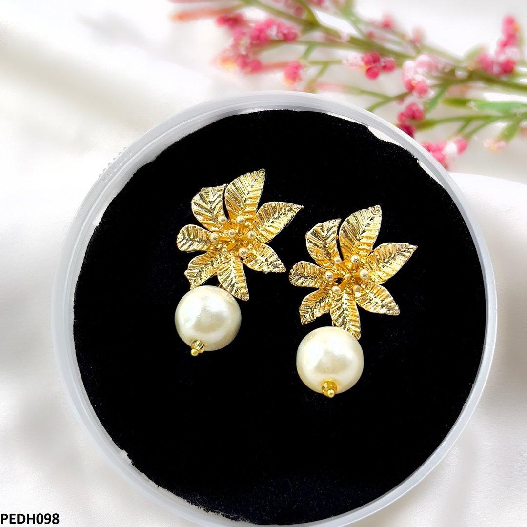 PEDH098 SDQ Flower Pearl Drop Earrings