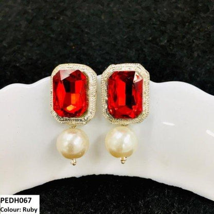 PEDH067 SDQ Radiant Pearl Earrings Drop Pair