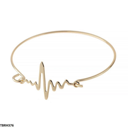 TBRH376 QWN Heart Beat Bracelet