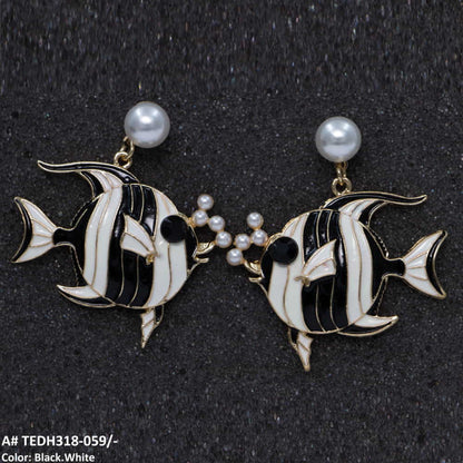 TEDH318 KSU Painted Fish Drop Earrings Pair