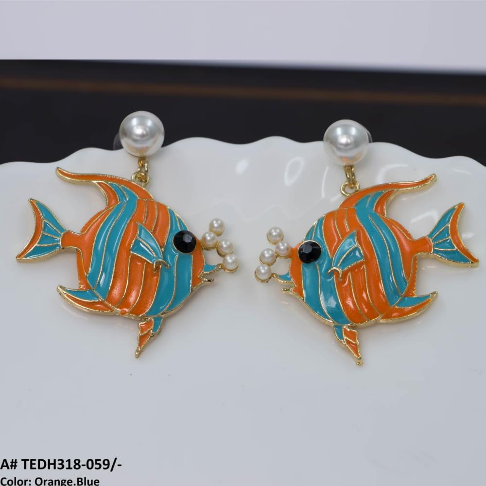 TEDH318 KSU Painted Fish Drop Earrings Pair