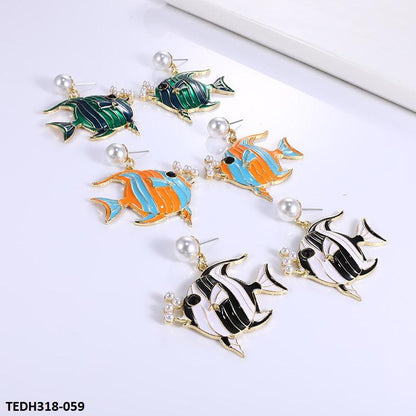 TEDH318 KSU Painted Fish Drop Earrings Pair