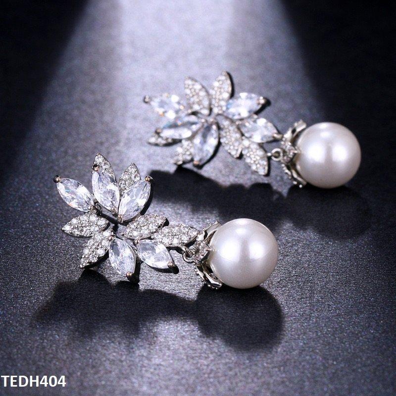 TEDH404 BYJ Tear Pearl Drop Earrings