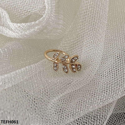 TEFH061 JMN Leaf Single Ear Cuff