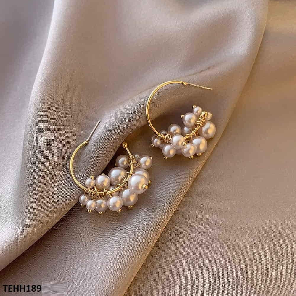 TEHH189 QWN Pearl C-Shape Ear Hoops Pair