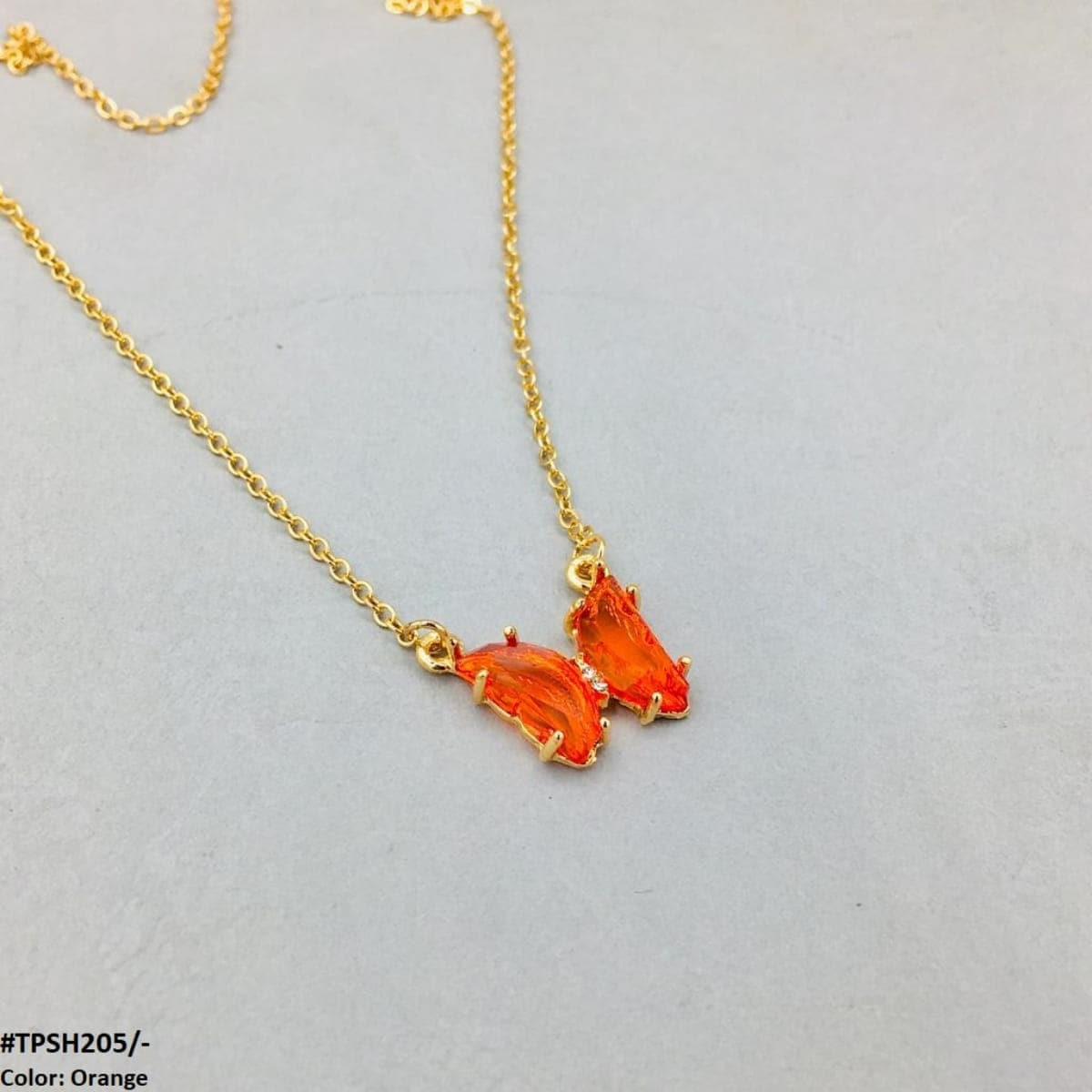 TPSH205 QWN Pendant Butterfly