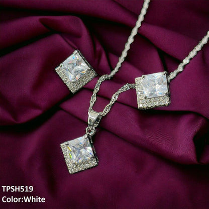 TPSH519 SHJ Square Pendent Set