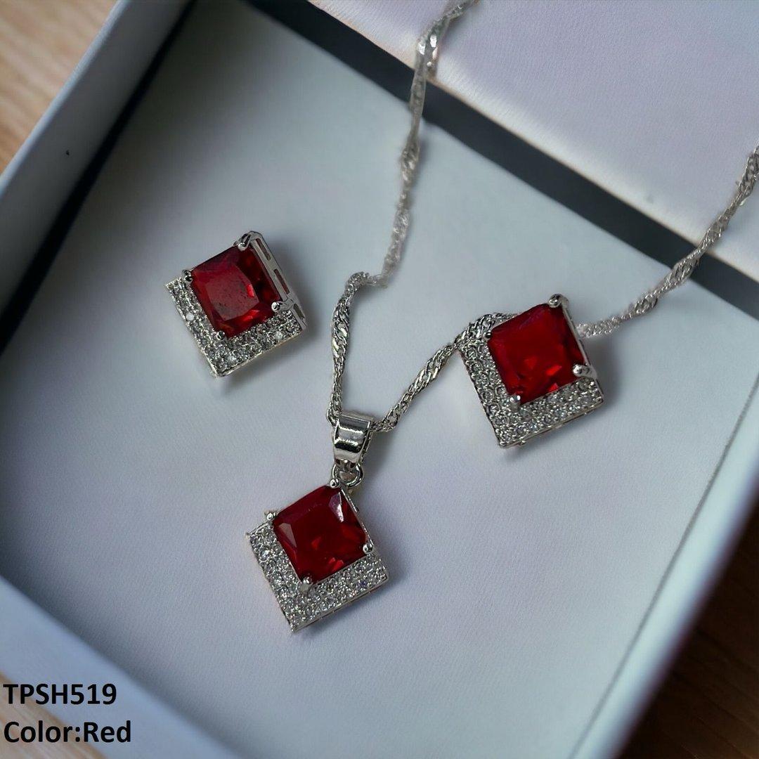 TPSH519 SHJ Square Pendent Set