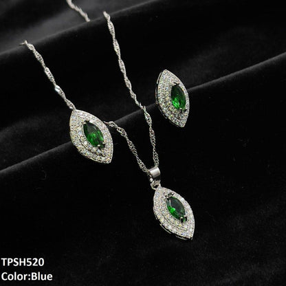 TPSH520 SHJ Marquise Layered Pendent Set