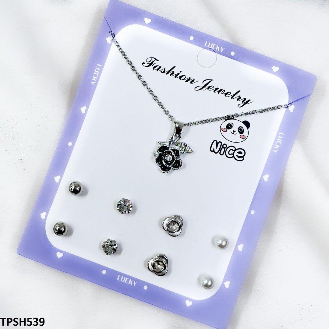 TPSH539 FNG Flower Pendent Set