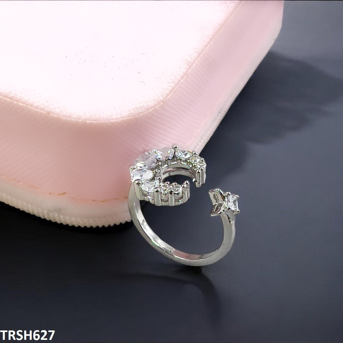 TRSH627 SJS Moon/Star Ring Adjustable