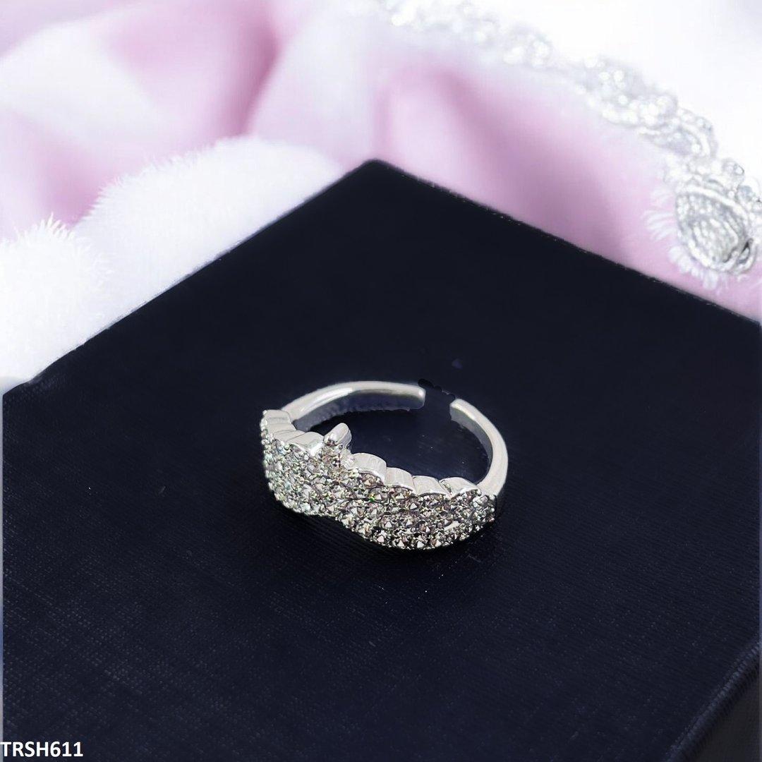 TRSH611 SJS Crown Ring Adjustable